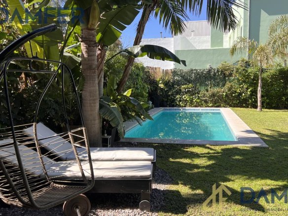 Venta Casa – Punta Chica